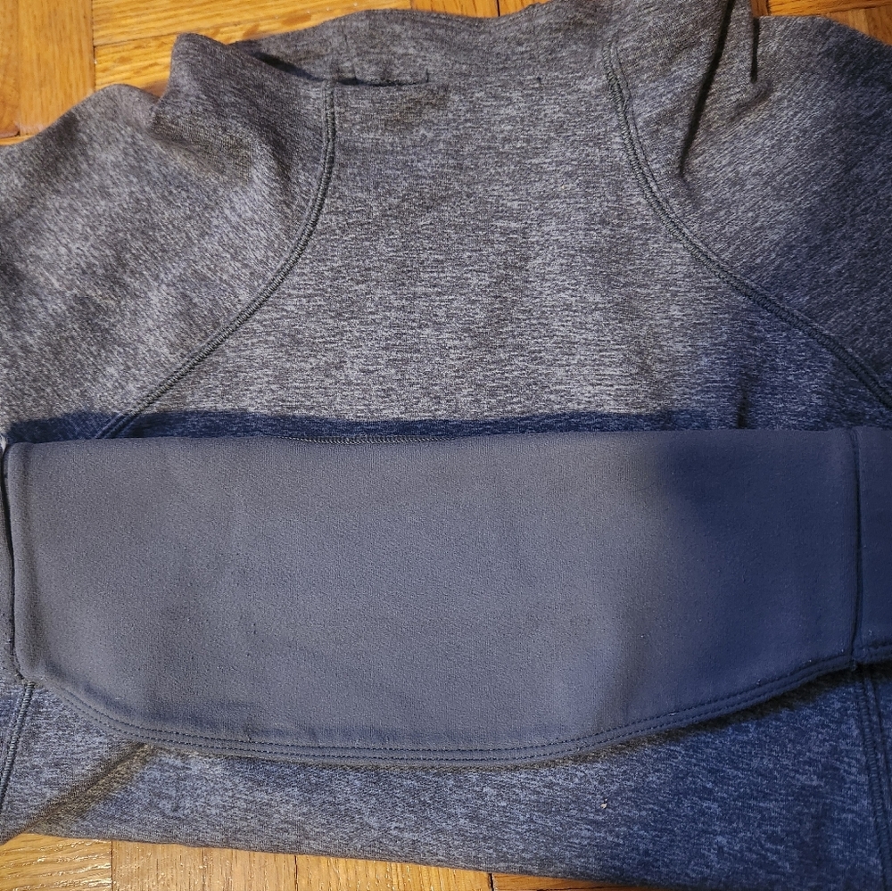 lululemon athletica Heathered Gray Mock Neck Long Sleeved Shirt - Picture 3 of 4